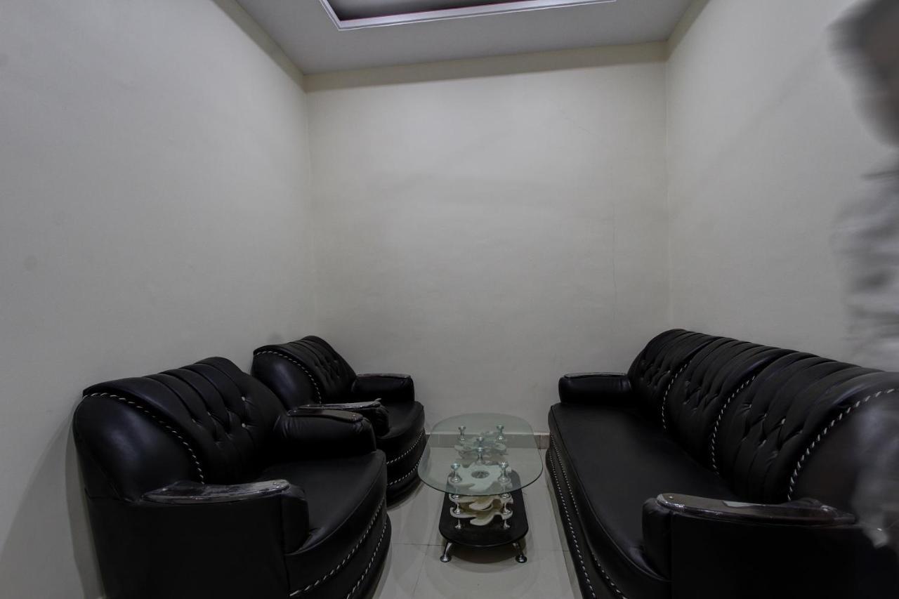 Collection O 38566 Mk Hotel And Lodge Gulbarga Ngoại thất bức ảnh