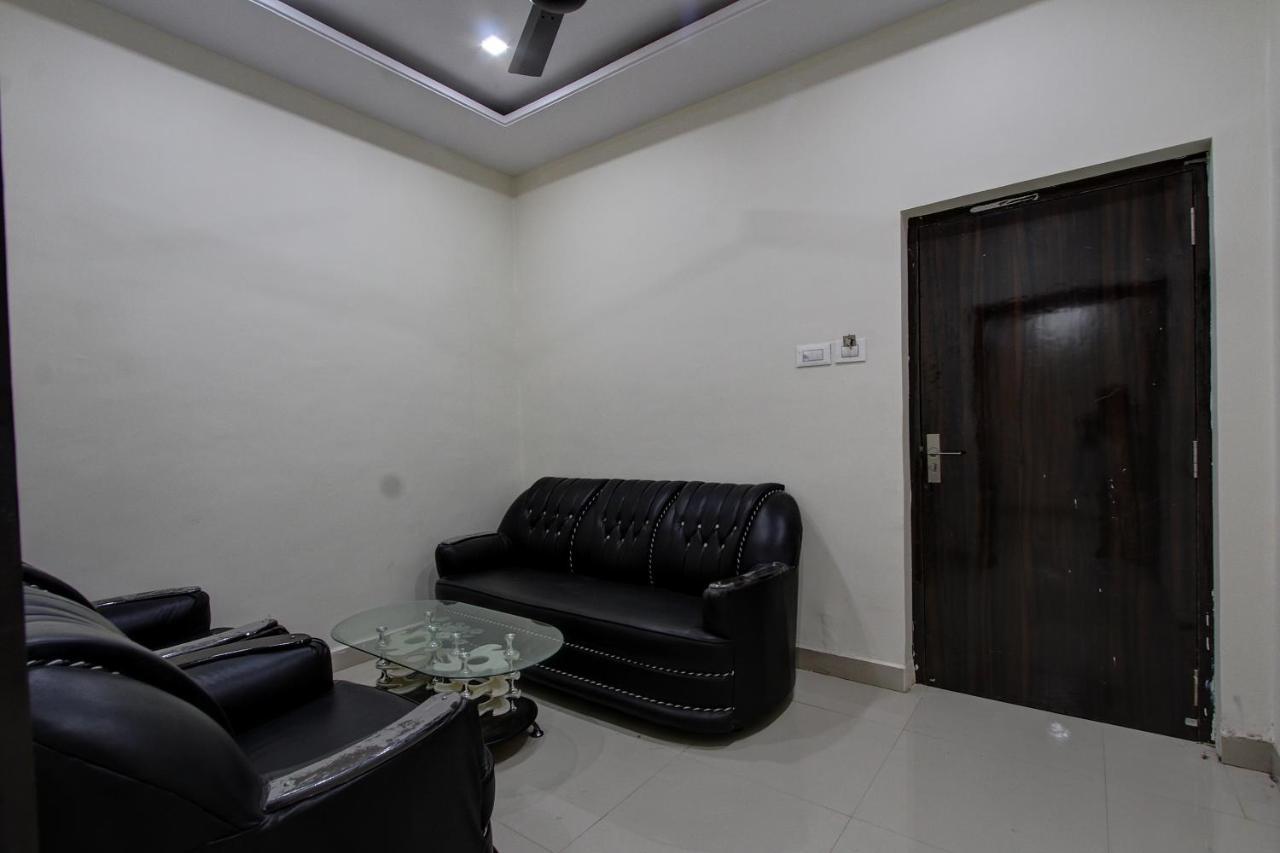 Collection O 38566 Mk Hotel And Lodge Gulbarga Ngoại thất bức ảnh
