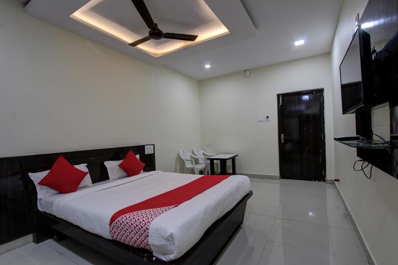 Collection O 38566 Mk Hotel And Lodge Gulbarga Ngoại thất bức ảnh