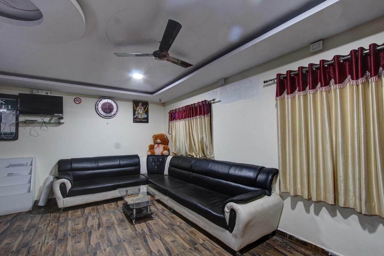 Collection O 38566 Mk Hotel And Lodge Gulbarga Ngoại thất bức ảnh