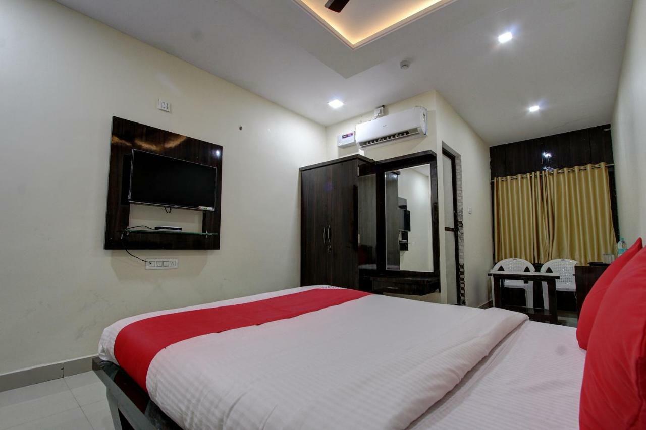 Collection O 38566 Mk Hotel And Lodge Gulbarga Ngoại thất bức ảnh